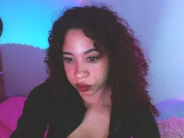Medussa333  live sex cam