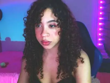 Medussa333  live sex cam