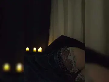 Tinan  live sex cam
