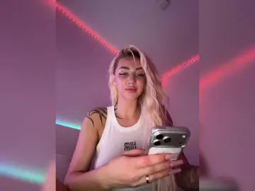 -AmazingBlonde-  live sex cam