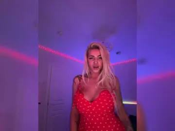 -AmazingBlonde-  live sex cam