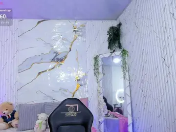 Candyy-tay1  live sex cam