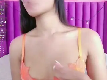 Hornysweetebony  live sex cam