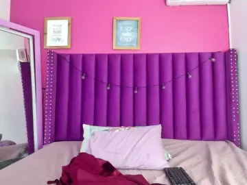 Hornysweetebony  live sex cam