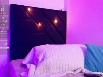 Hornysweetebony  live sex cam