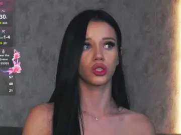 LunnaHayses  live sex cam