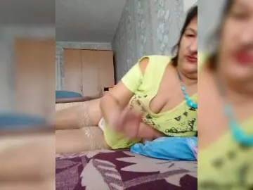 MoniikaSweet  live sex cam