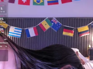 NicolAdams  live sex cam