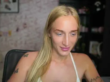 NicoletteShea01  live sex cam