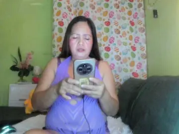 RoseTinz45  live sex cam