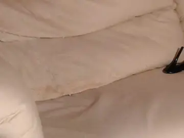 SquirtyMOMMY  live sex cam