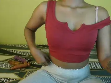 Stripiqueen  live sex cam