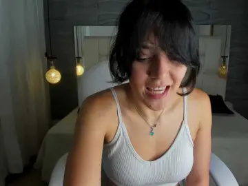 Sweetpoison23  live sex cam