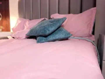 VeronicaLanz  live sex cam