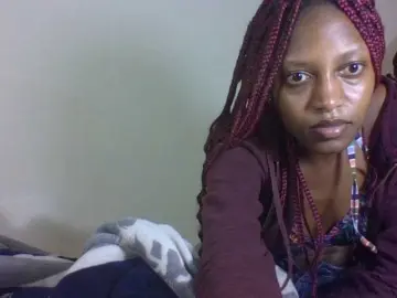 Vinsishly11  live sex cam