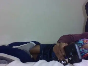 Vinsishly11  live sex cam