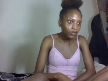 Vinsishly11  live sex cam