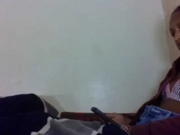Vinsishly11  live sex cam