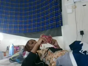 Vinsishly11  live sex cam
