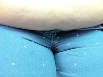 AlondraZaens  live sex cam