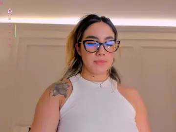 AnnieMonroe1  live sex cam