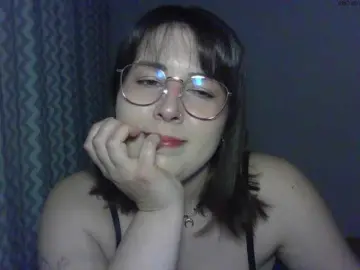 ClaraLove  live sex cam