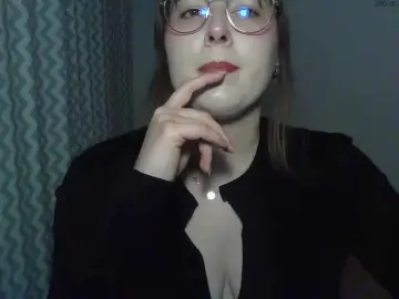 ClaraLove  live sex cam