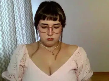 ClaraLove  live sex cam