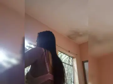 LovelyQueen  live sex cam