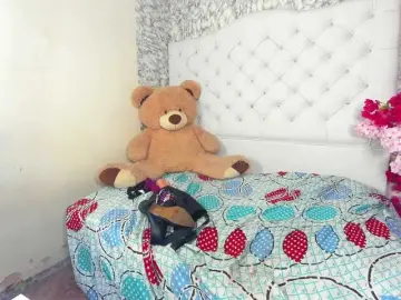 MiaMiller001  live sex cam