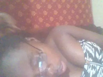 PrettyG  live sex cam