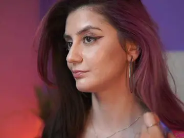 SabrinaHope  live sex cam