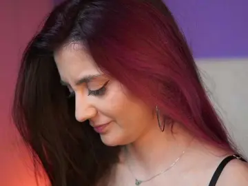 SabrinaHope  live sex cam