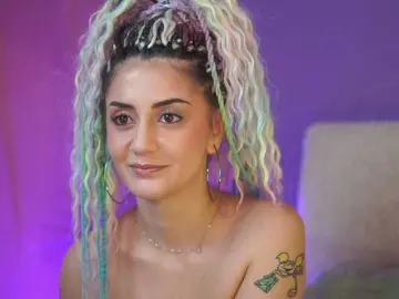SabrinaHope  live sex cam