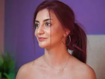 SabrinaHope  live sex cam