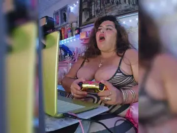 Bbwfatpanocha  live sex cam