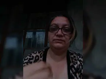 Sweetmommy  live sex cam