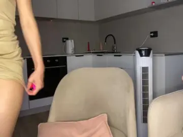 -Molly-  live sex cam