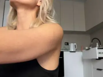 -Molly-  live sex cam