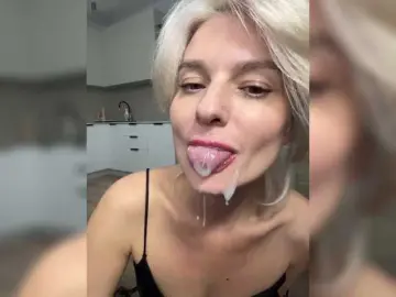 -Molly-  live sex cam