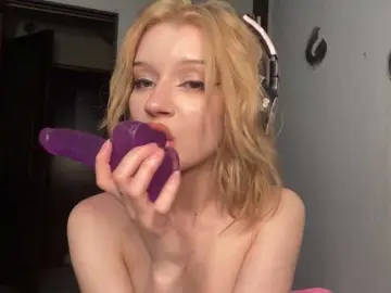 BrigidaTapscott  live sex cam