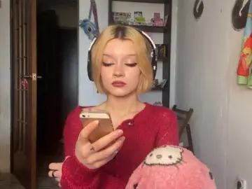 BrigidaTapscott  live sex cam