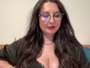 DorothyKiss  live sex cam