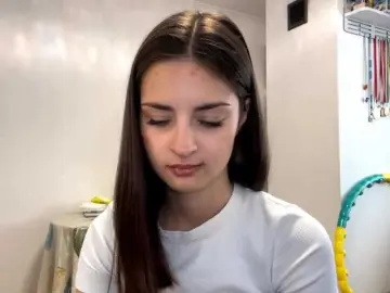 EraMinges  live sex cam