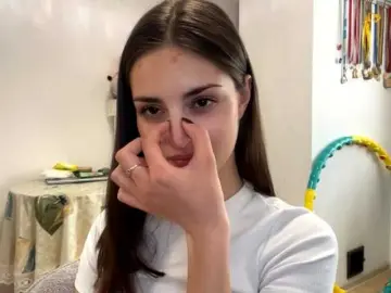 EraMinges  live sex cam