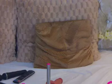 Izabelle02  live sex cam