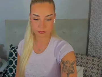 KristyAngel  live sex cam
