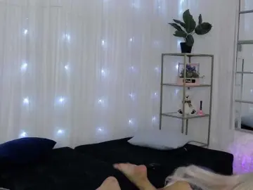 SarahRaiynex  live sex cam