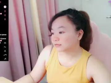 SassyGiirl  live sex cam