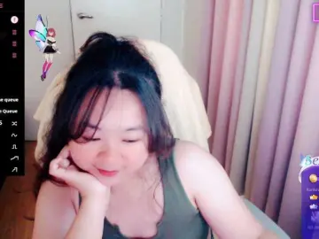 SassyGiirl  live sex cam